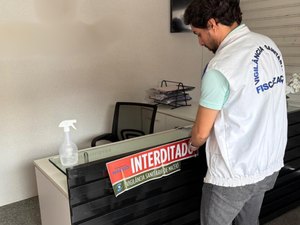 Vigilância Sanitária interdita clínica odontológica no bairro do Clima Bom, em Maceió