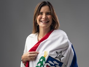 Ceci lança candidatura a deputada estadual em Atalaia neste domingo (16)