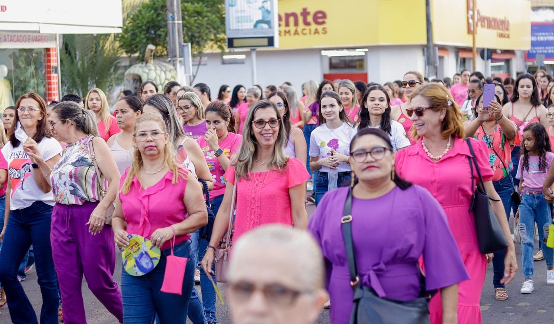 Secretarias se unem em caminhada em alusão ao Dia Internacional da Mulher