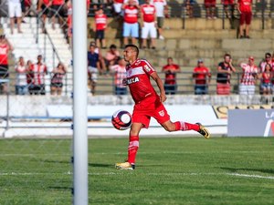 Embalado pela liderança, CRB recebe Santa Rita no estádio Rei Pelé, em Maceió