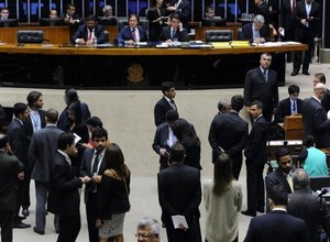 Orçamento de 2018 é aprovado com previsão de gastos de R$ 3,57 trilhões