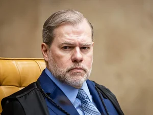 Toffoli manda PF enviar a ele perícia de celular de Vorcaro