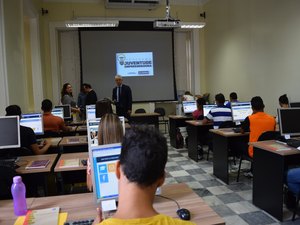 Assembleia lança edital para contratação de professores para a Escola Legislativa