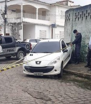 Filho de vereador de Santana do Ipanema é encontrado morto dentro de carro