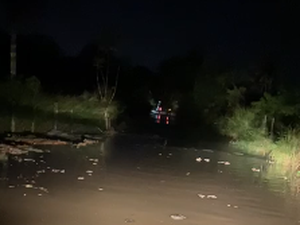 [Vídeo] Povoado Flexeiras de Baixo fica isolado após ponte ser levada por enxurrada em Arapiraca