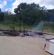 [Vídeo] Criminoso incendeia circo em Passo de Camaragibe