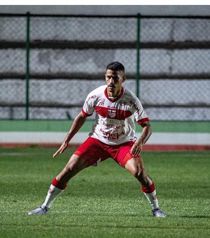 CRB anuncia volta do lateral-direito Hereda para temporada 2026