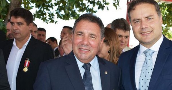 Governador anuncia Márcio Roberto como novo chefe do MP em Alagoas ...