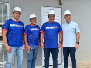 Rafael Brito e prefeito André Bocão visitam obras do Minha Casa Minha Vida, em Marechal Deodoro