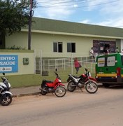 Motocicleta é furtada em frente a posto de saúde em Arapiraca