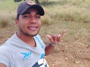 [Vídeo] Imagens de circuito de segurança flagram assassino de barbeiro, em Penedo