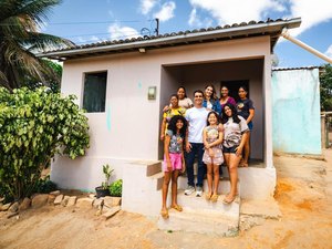 Marina JHC ouve relatos sobre falta d’água durante visita ao Sertão de AL