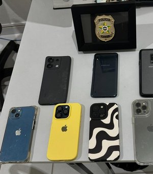 Polícia Civil devolve a turistas celulares furtados durante evento em Maceió