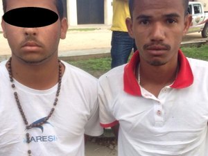 Policiais à paisana evitam assalto a casal e dupla é presa em Arapiraca