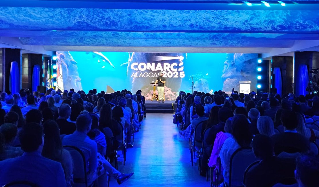 Último dia do Conarci 2025 tem palestra, poesia e homenagem a ex-presidente da Arpen Alagoas