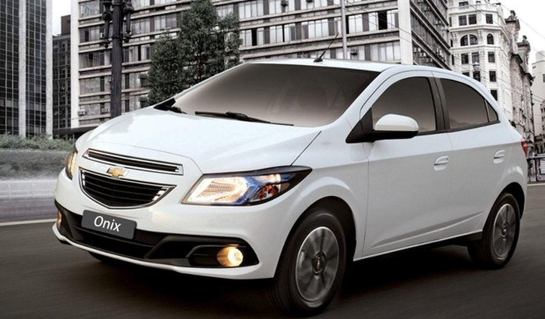 Onix deve fechar 2015 como o carro mais vendido
