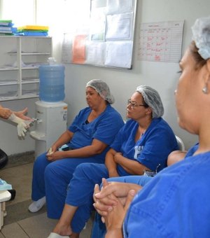 De forma preventiva, Hospital Helvio Auto treina servidores para receber casos suspeitos de coronavírus