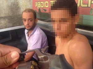Polícia identifica desmanche de motos, prende um e apreende menor, revólver e moto roubada 