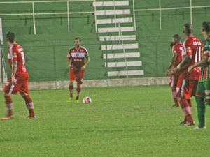 CRB vence, segue líder do grupo A e complica CSE
