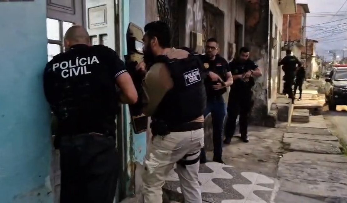 Operação em Maceió mira grupo suspeito de marcar encontros para assaltar e extorquir garotas de programa