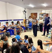 Leonardo Dias visita escola bilíngue em Pilar e anuncia implantação do método em Maceió