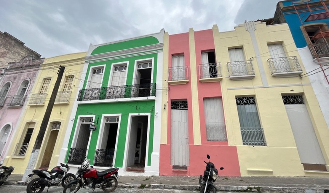 Cores de Penedo: Mais de 20 imóveis do Centro Histórico ganharam pintura e revitalização