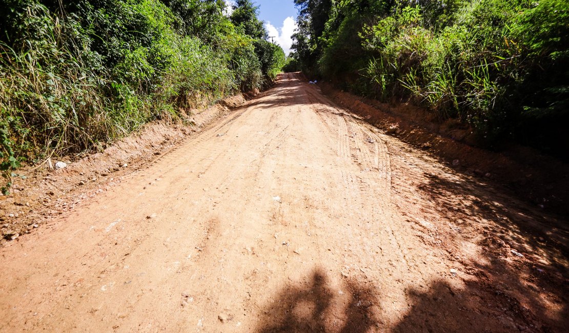 Programa Estrada Boa avança na zona rural de Palmeira dos Índios
