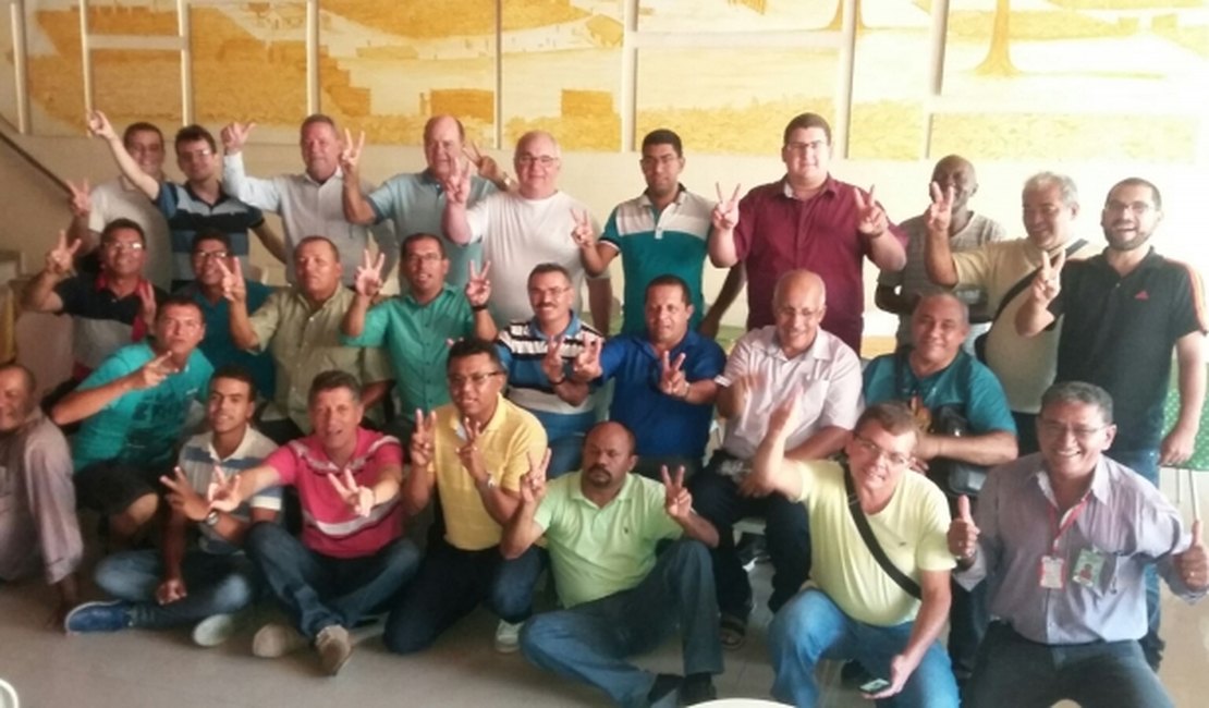 Cronistas se reúnem em Arapiraca em apoio a Chapa 2