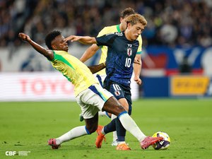 Brasil sofre virada e perde do Japão pela primeira vez na história