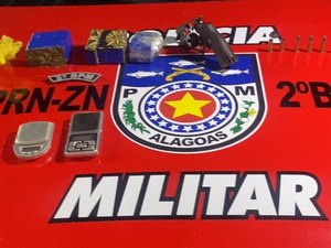Casal é preso com arma, munições e droga após denúncia anônima em Murici
