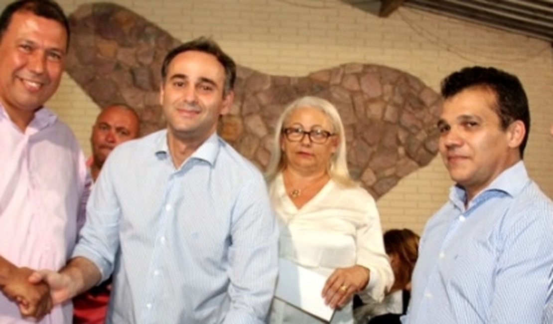 PMDB se articula e atrai vereadores para o partido