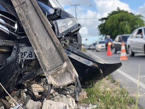 AL registra mais de 700 colisões com postes; Maceió lidera ranking de ocorrências