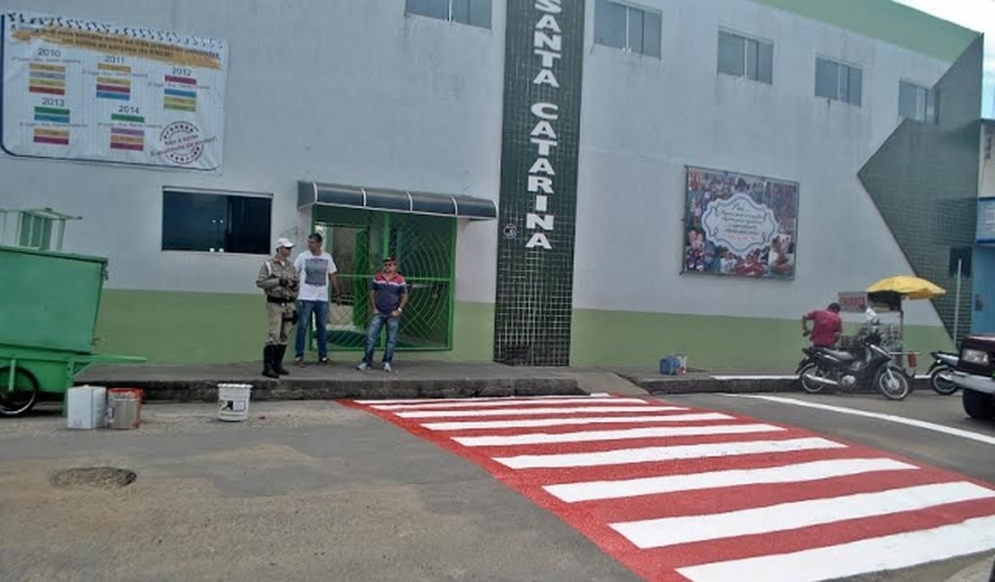 Prefeitura de Arapiraca implanta Projeto Escolar na Rua Costa Rêgo