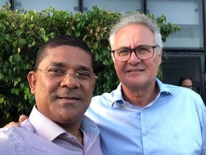 Renan põe a mão sobre Adilson da Gráfica para Prefeitura de Porto Calvo