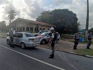 Durante ação conjunta em rodovias do Litoral Sul veículos são removidos e condutores autuados