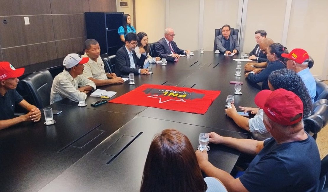 TJAL discute com movimentos sociais regularização de terras das usinas Laginha e Guaxuma