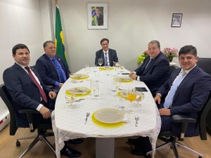 Prefeito de Porto de Pedras solicita recursos necessários para fortalecer turismo