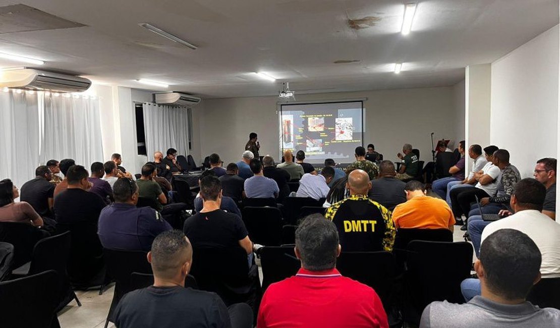 DMTT participa de Curso de Gestão de Crises nas Cidades