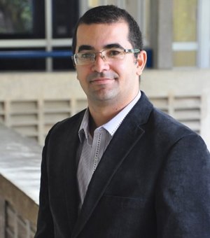 Professor alagoano é o 1º da América Latina a receber prêmio internacional de tecnologias para a educação