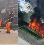 [Vídeo] Ônibus pega fogo na BR-101, próximo a Joaquim Gomes