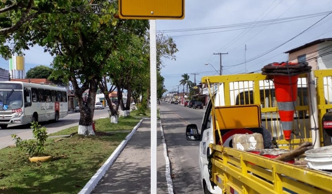 SMTT requalifica sinalização na parte alta de Maceió