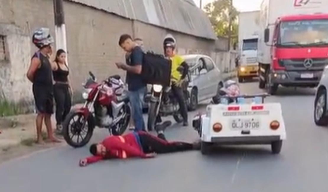 Entregador fica ferido após acidente no Distrito Industrial, em Maceió