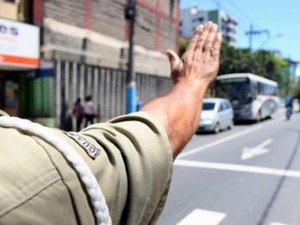 Mulher fica ferida após colisão, em Arapiraca