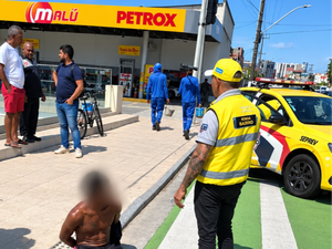 Suspeito de roubar celular é detido com simulacro de revólver em Maceió