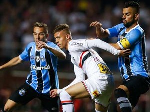 São Paulo 1 x 1 Grêmio- tricolor segue no Z-4 e o Corinthians agradece