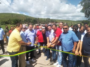 Governador de AL e prefeito Pino participam de inauguração da ponte que liga Campestre a Água Preta