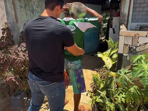 [Vídeo] Deputado Leonam resgata cavalo vítima de maus-tratos no Benedito Bentes