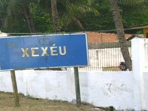 Motoqueiro morre ao colidir em placa de trânsito na BR 101