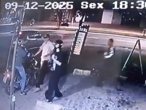 Dupla armada rouba motocicleta em borracharia no bairro Santa Lúci
