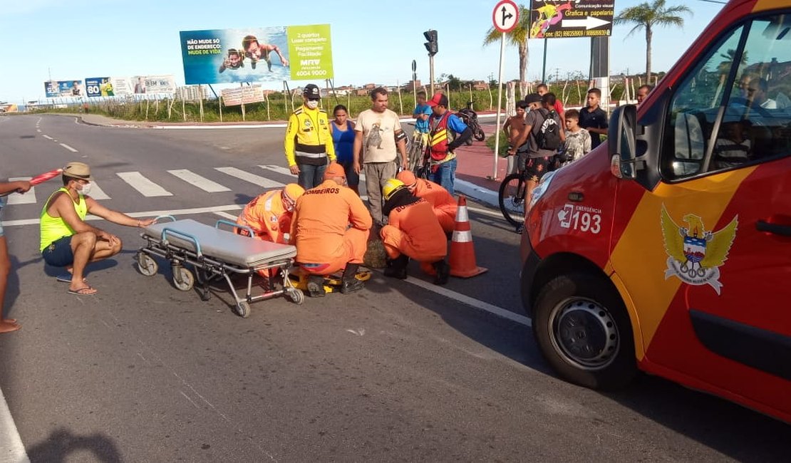 Homem de 34 anos sofre acidente na Avenida Josefa de Melo